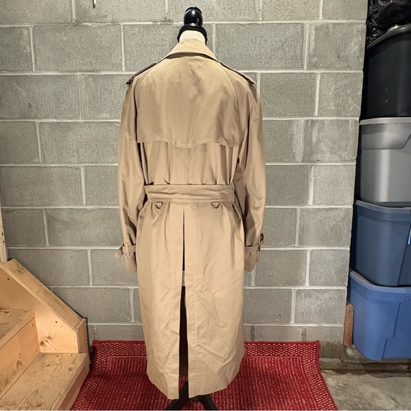 Burberry trench coat - Picture 5 of 15